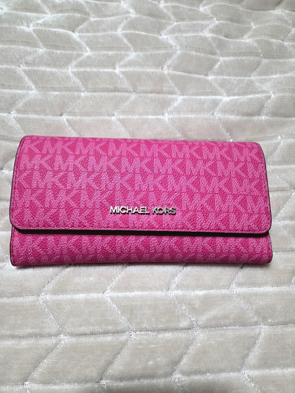 Michael Kors Pink Signature Trifold Wallet